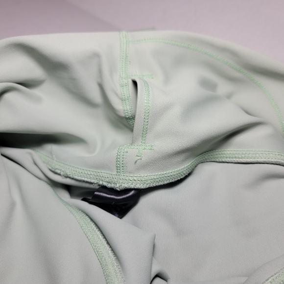 Tree Athletics Green Leggings Size Large - Picture 5 of 7